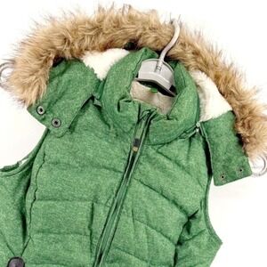 Green Tea Womens Puffer Hooded Vest Small Green Faux Fur Trim Quilted Padded